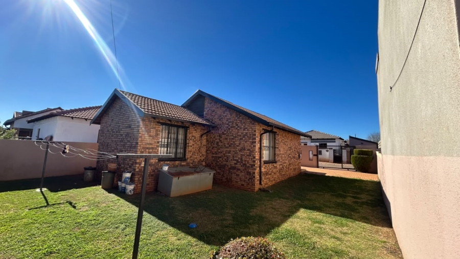 3 Bedroom Property for Sale in The Orchards Gauteng