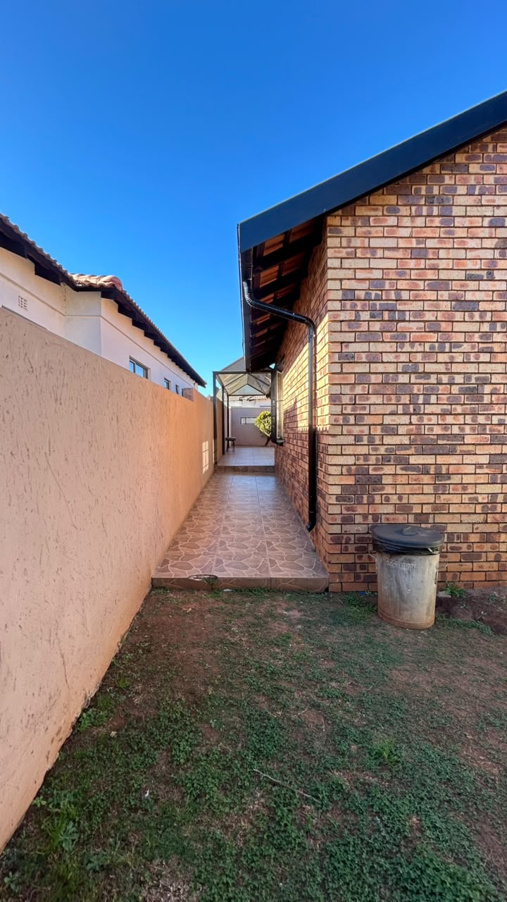 3 Bedroom Property for Sale in The Orchards Gauteng