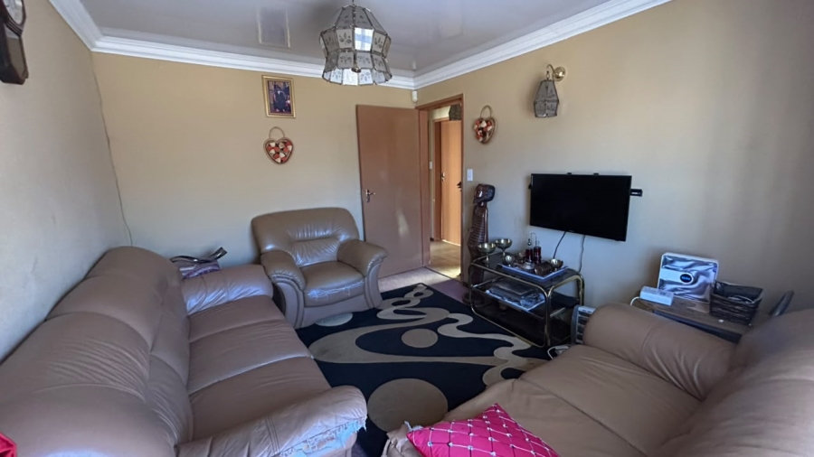 3 Bedroom Property for Sale in The Orchards Gauteng