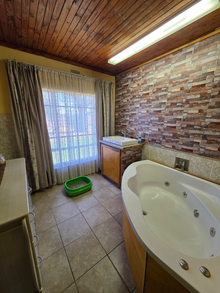 3 Bedroom Property for Sale in Vaalview Gauteng