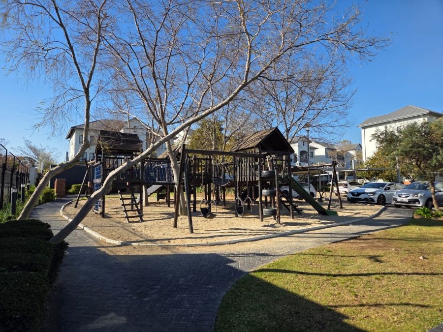 To Let 1 Bedroom Property for Rent in Chartwell Gauteng