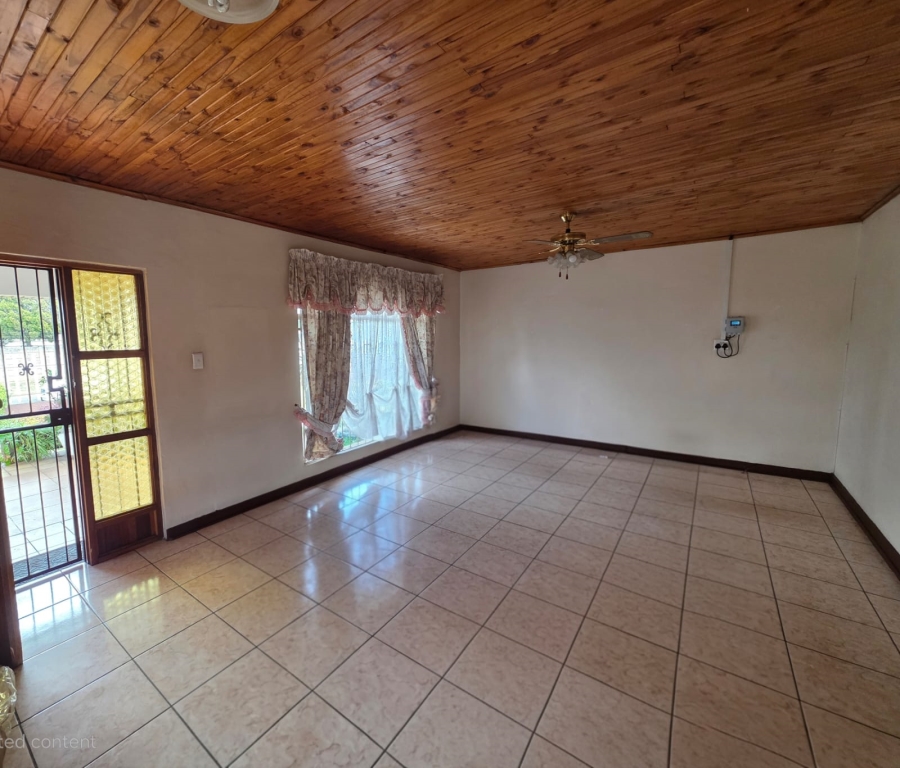 3 Bedroom Property for Sale in Vanderbijlpark CW 5 Gauteng