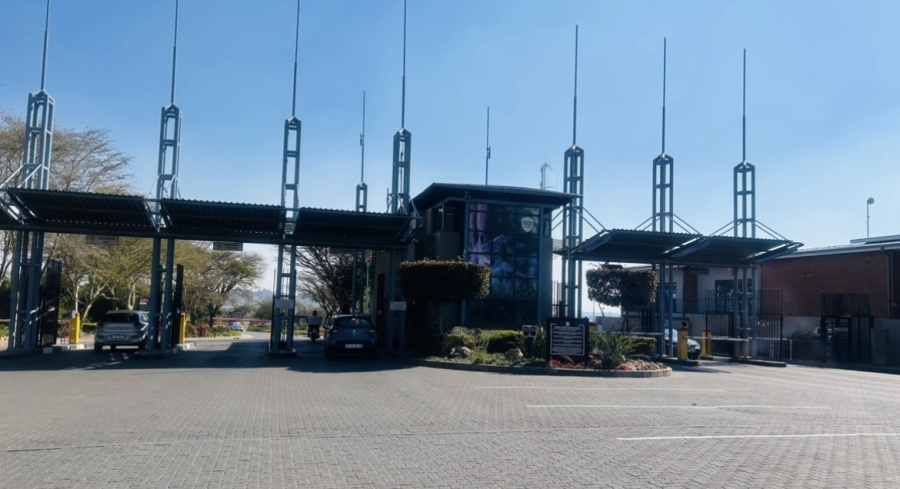 1 Bedroom Property for Sale in Jackal Creek Golf Estate Gauteng