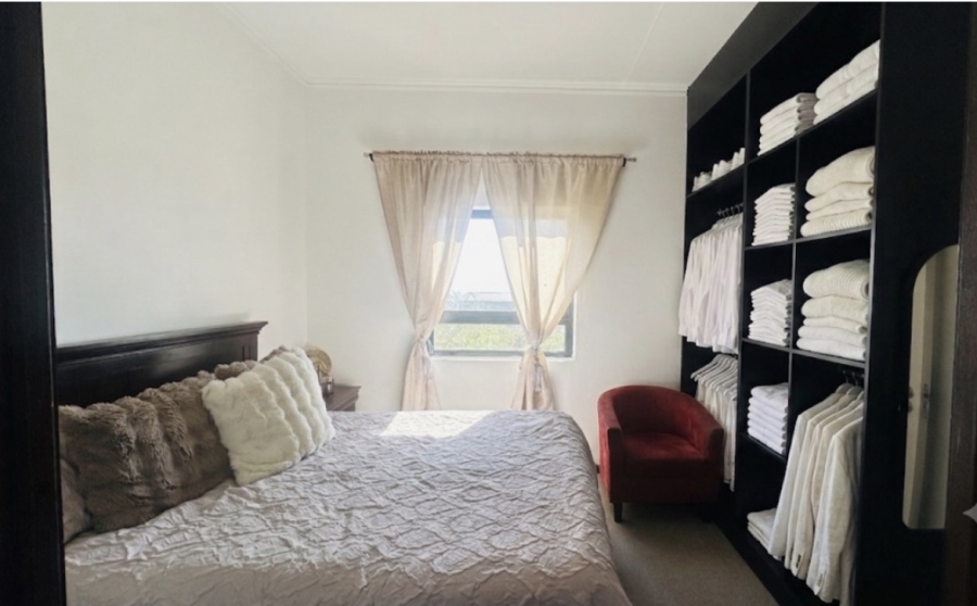 1 Bedroom Property for Sale in Jackal Creek Golf Estate Gauteng