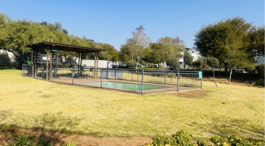 1 Bedroom Property for Sale in Jackal Creek Golf Estate Gauteng