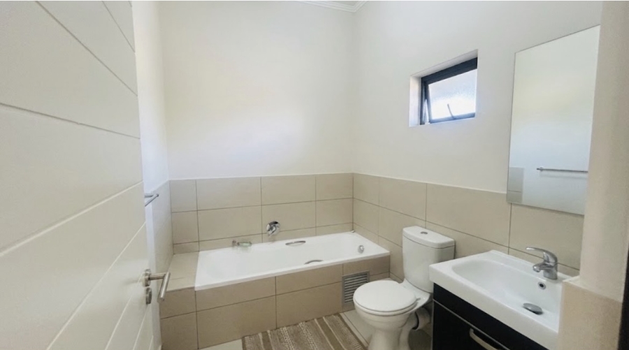 1 Bedroom Property for Sale in Jackal Creek Golf Estate Gauteng