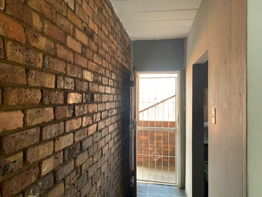 2 Bedroom Property for Sale in Kempton Park Central Gauteng