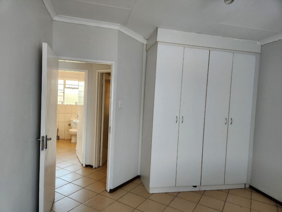2 Bedroom Property for Sale in Kempton Park Central Gauteng