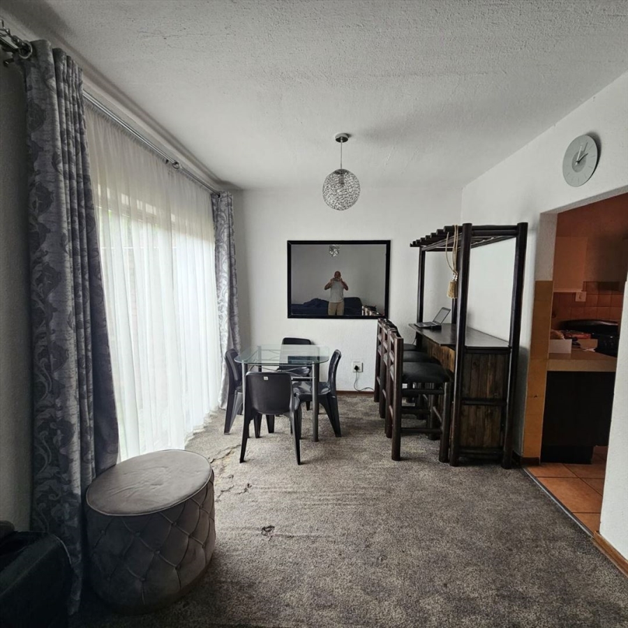 2 Bedroom Property for Sale in Birchleigh Gauteng