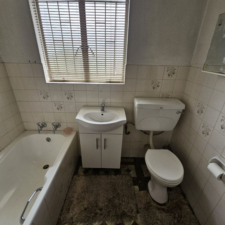 2 Bedroom Property for Sale in Birchleigh Gauteng