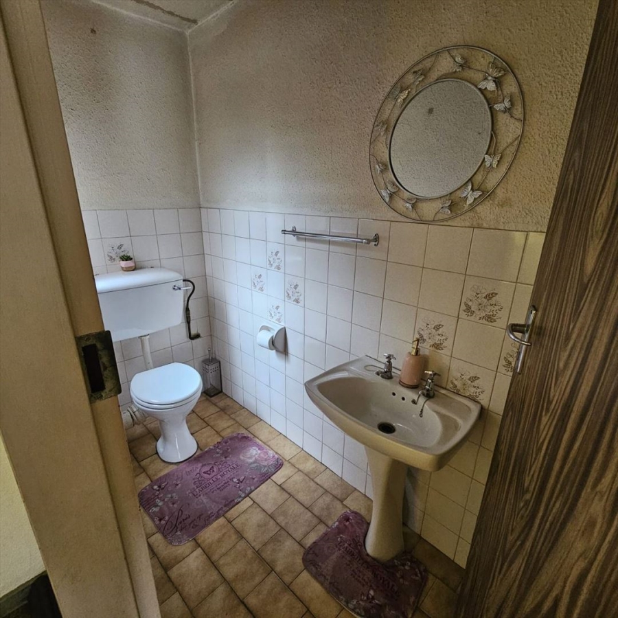 2 Bedroom Property for Sale in Birchleigh Gauteng