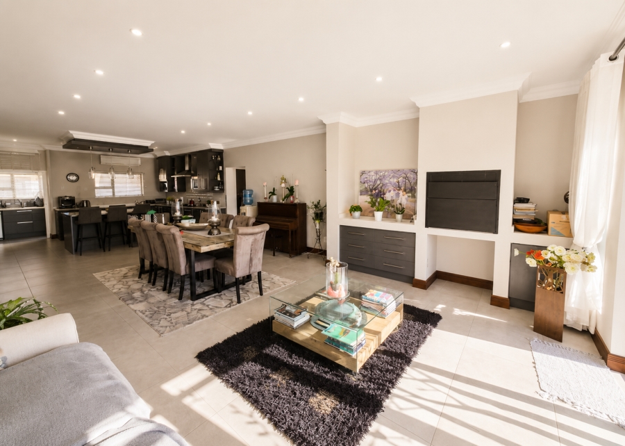 3 Bedroom Property for Sale in Homes Haven Gauteng