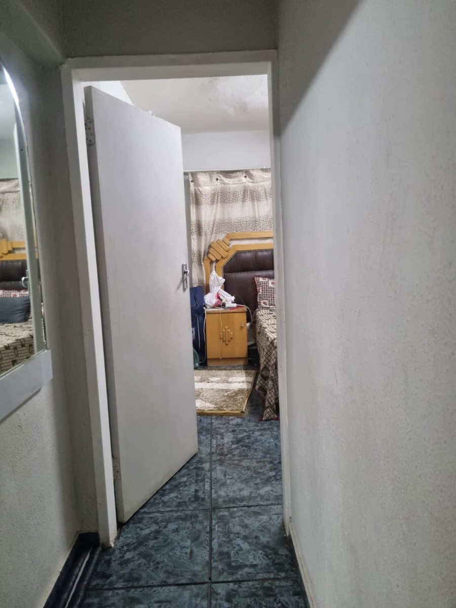 2 Bedroom Property for Sale in Laudium Gauteng