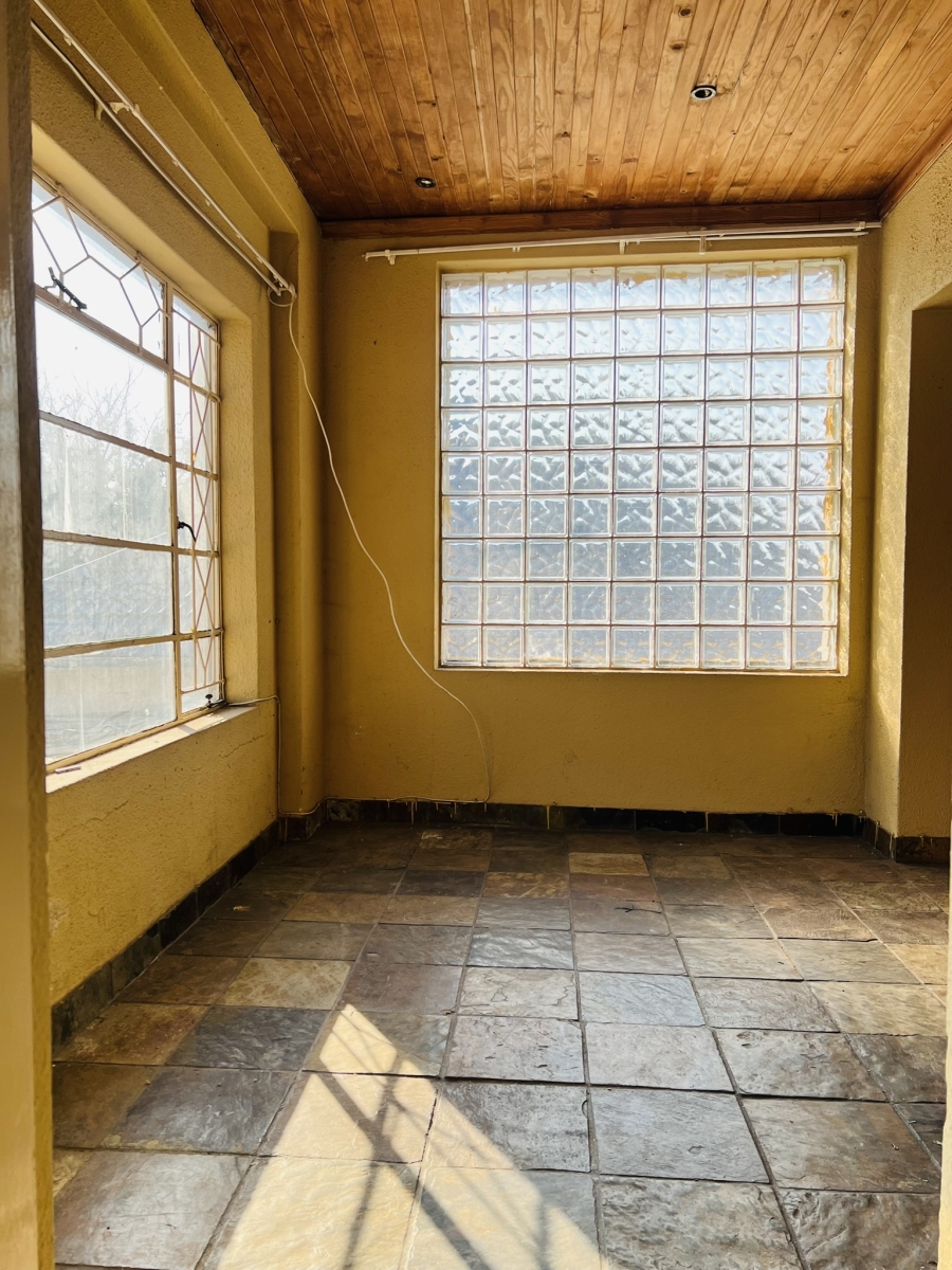 6 Bedroom Property for Sale in Kensington Gauteng