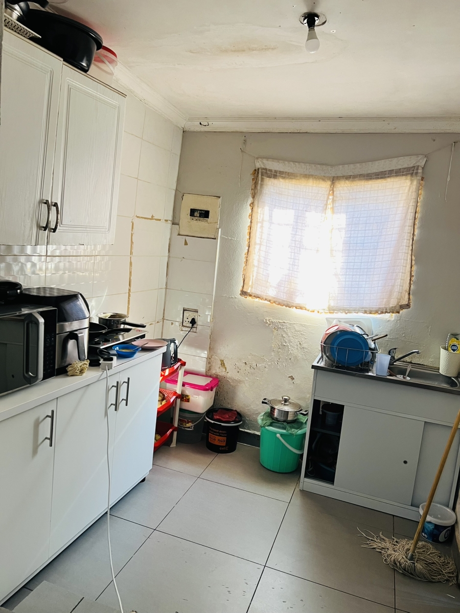 6 Bedroom Property for Sale in Kensington Gauteng