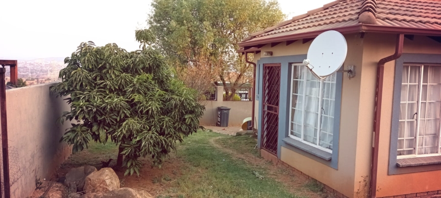 3 Bedroom Property for Sale in Elandspoort Gauteng