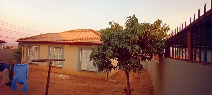 3 Bedroom Property for Sale in Elandspoort Gauteng