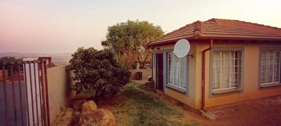 3 Bedroom Property for Sale in Elandspoort Gauteng