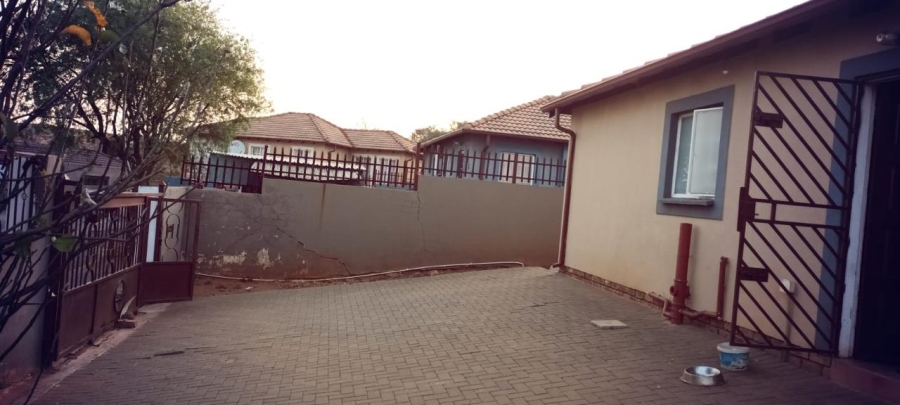 3 Bedroom Property for Sale in Elandspoort Gauteng