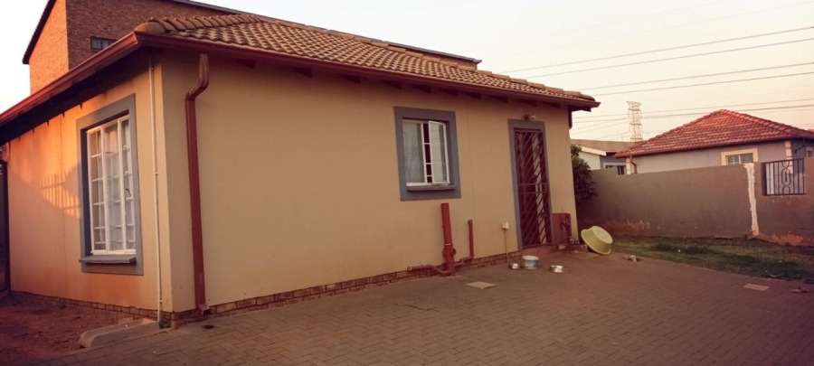 3 Bedroom Property for Sale in Elandspoort Gauteng