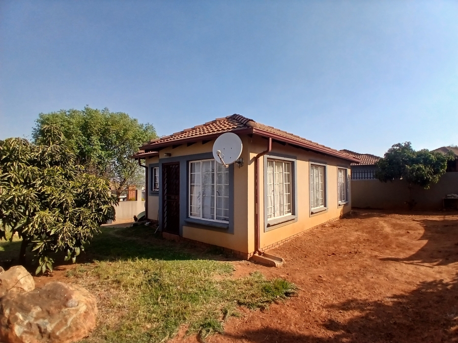 3 Bedroom Property for Sale in Elandspoort Gauteng