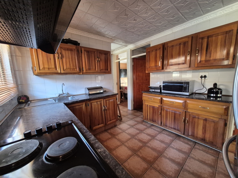 3 Bedroom Property for Sale in Etwatwa Gauteng