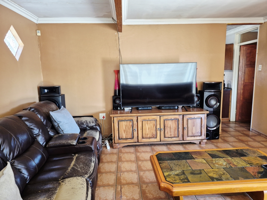 3 Bedroom Property for Sale in Etwatwa Gauteng
