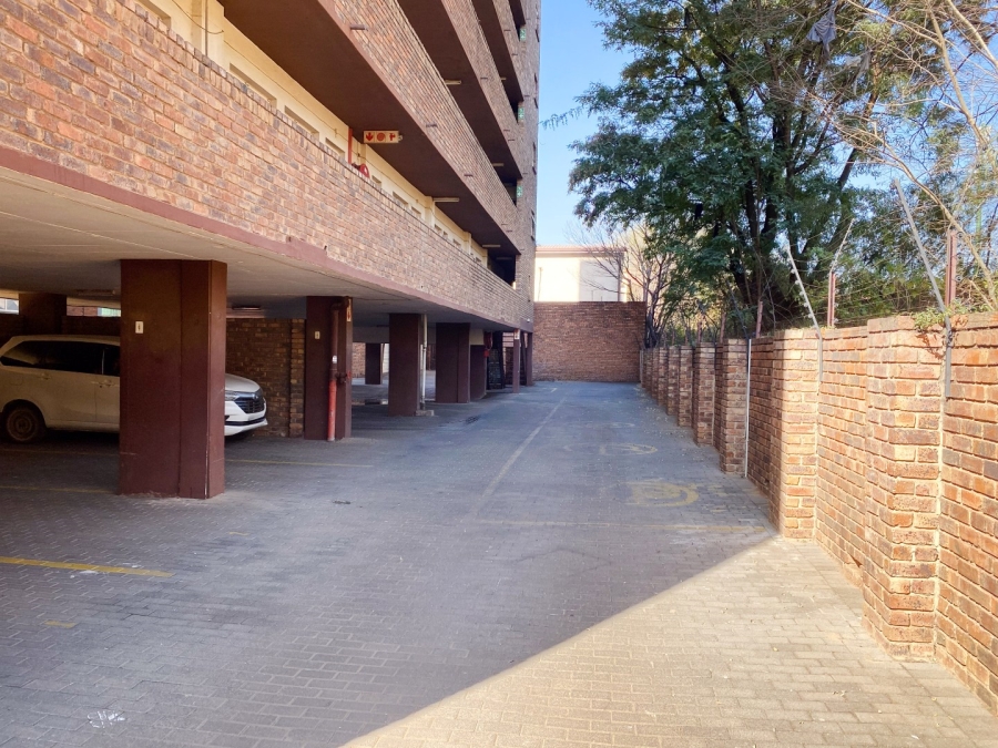 2 Bedroom Property for Sale in Sunnyside Gauteng