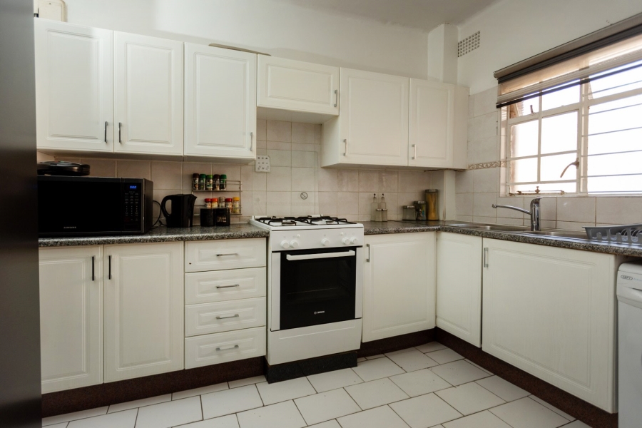 3 Bedroom Property for Sale in Waverley Gauteng