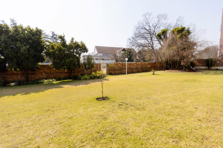 3 Bedroom Property for Sale in Waverley Gauteng