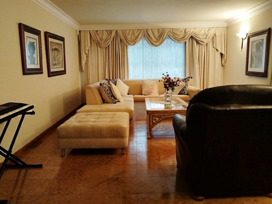 4 Bedroom Property for Sale in Observatory Gauteng