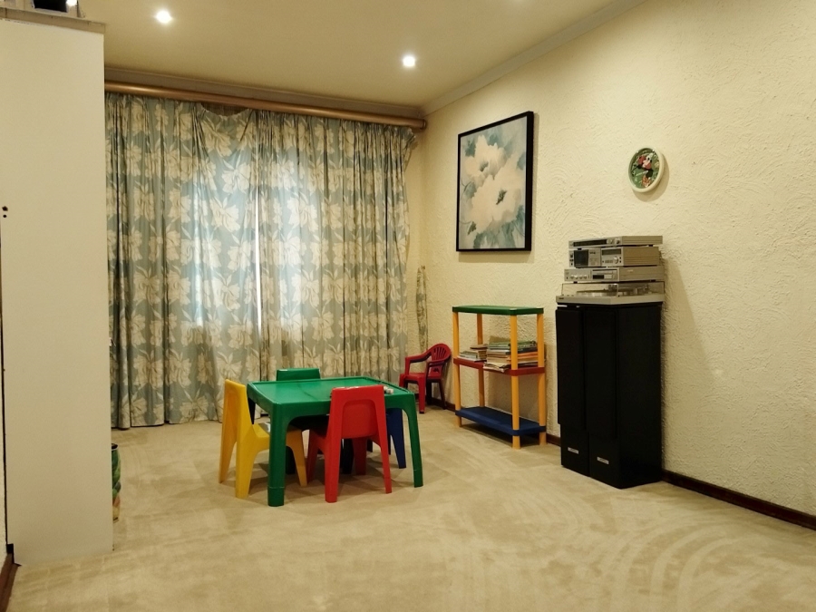 4 Bedroom Property for Sale in Observatory Gauteng