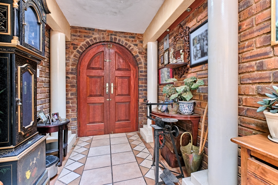 4 Bedroom Property for Sale in Helderkruin Gauteng
