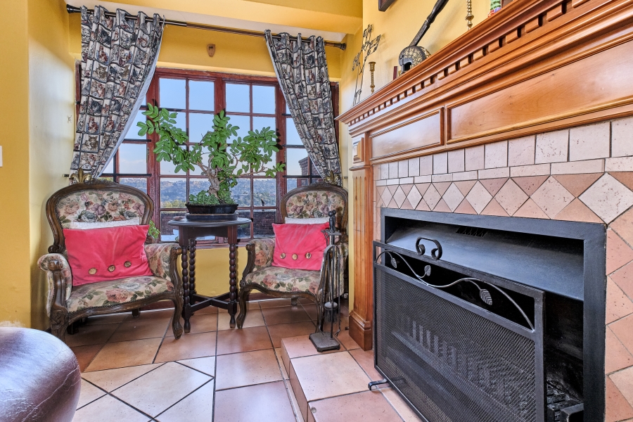 4 Bedroom Property for Sale in Helderkruin Gauteng