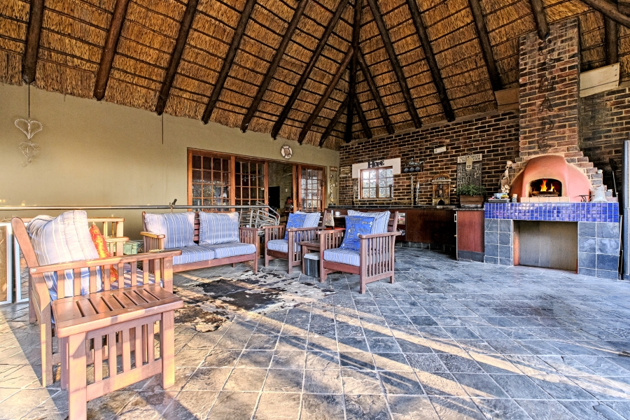 4 Bedroom Property for Sale in Helderkruin Gauteng