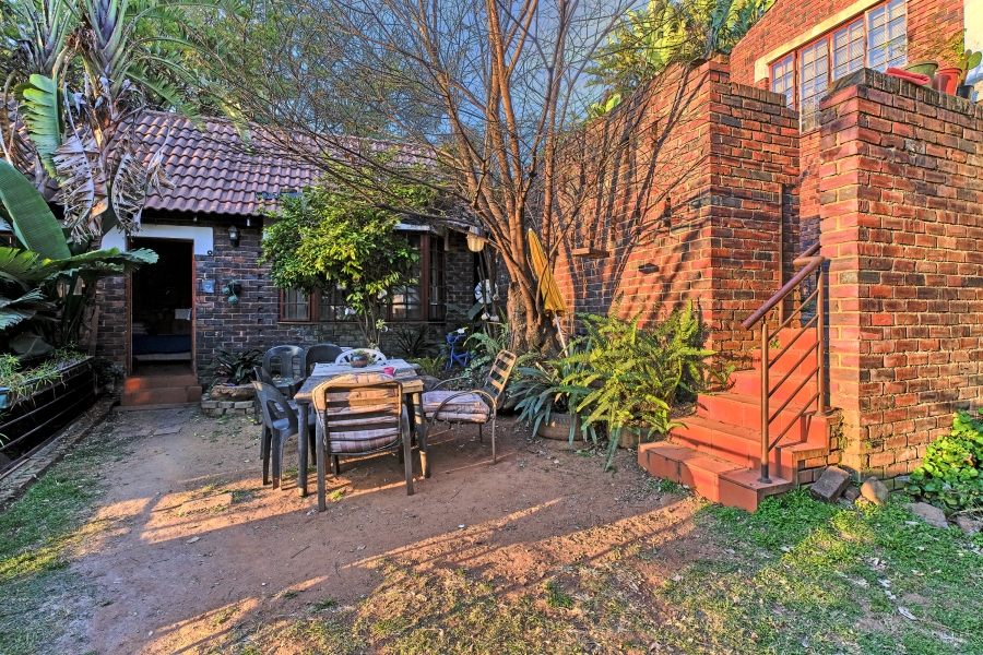 4 Bedroom Property for Sale in Helderkruin Gauteng