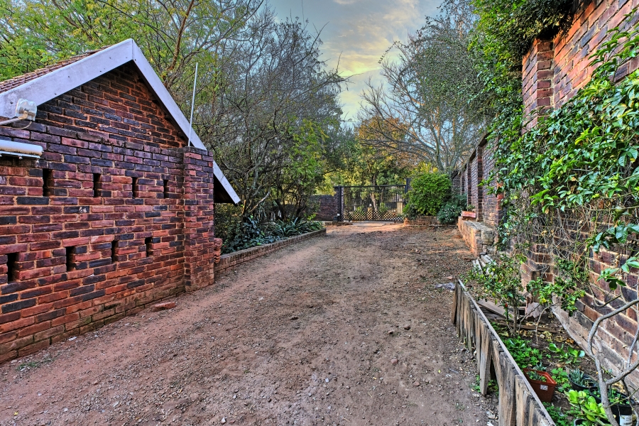 4 Bedroom Property for Sale in Helderkruin Gauteng
