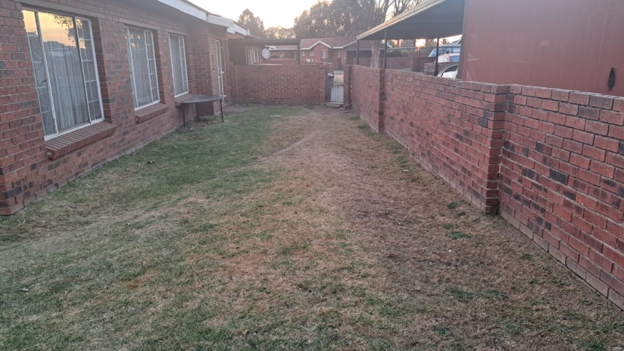 3 Bedroom Property for Sale in West Village Gauteng