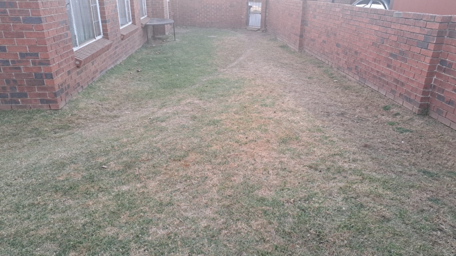 3 Bedroom Property for Sale in West Village Gauteng