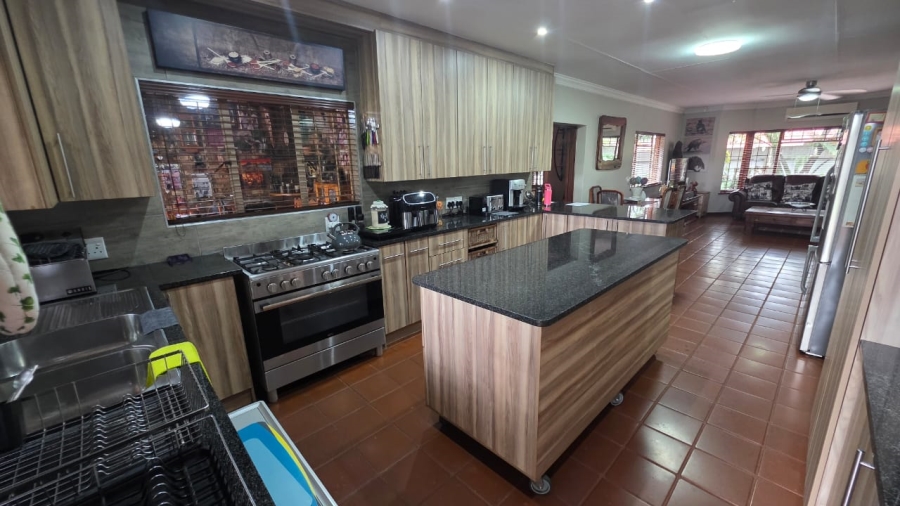4 Bedroom Property for Sale in Doornpoort Gauteng