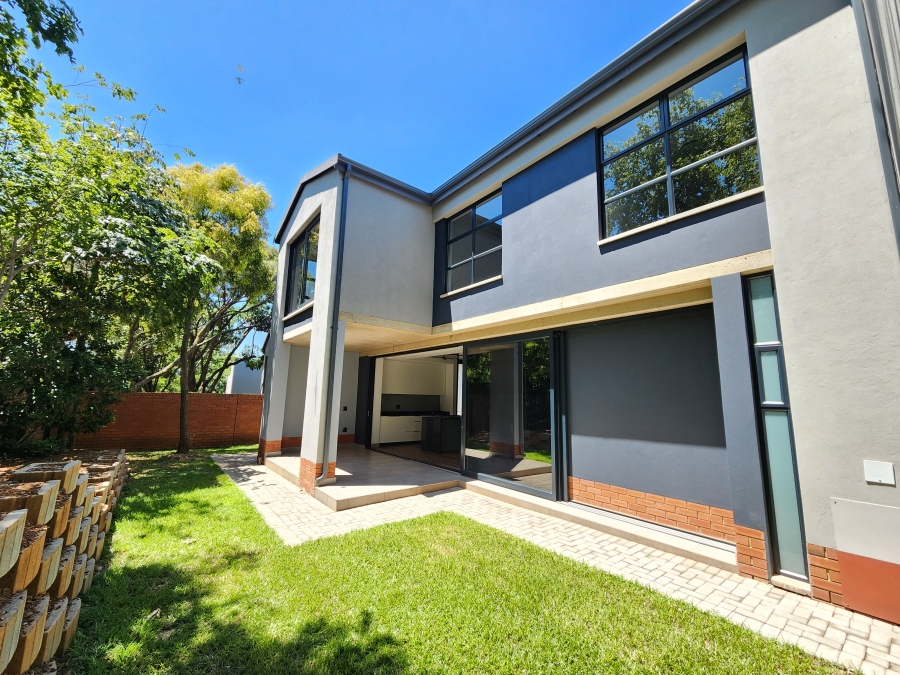 To Let 3 Bedroom Property for Rent in Lynnwood Gauteng