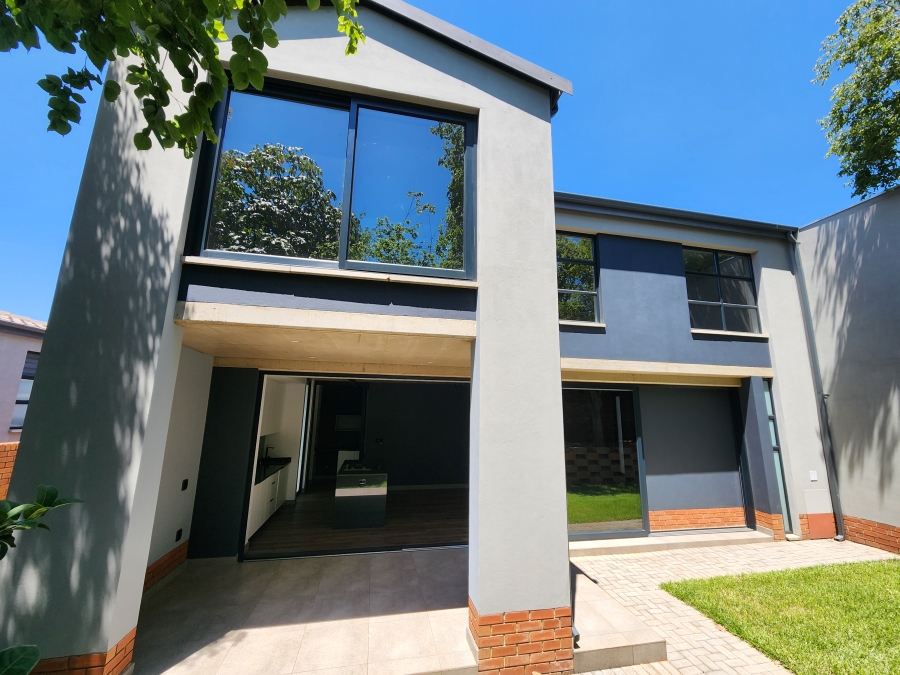To Let 3 Bedroom Property for Rent in Lynnwood Gauteng