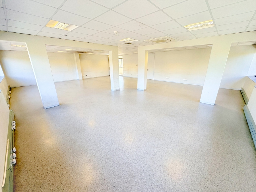 To Let Commercial Property for Rent in Bedfordview Gauteng
