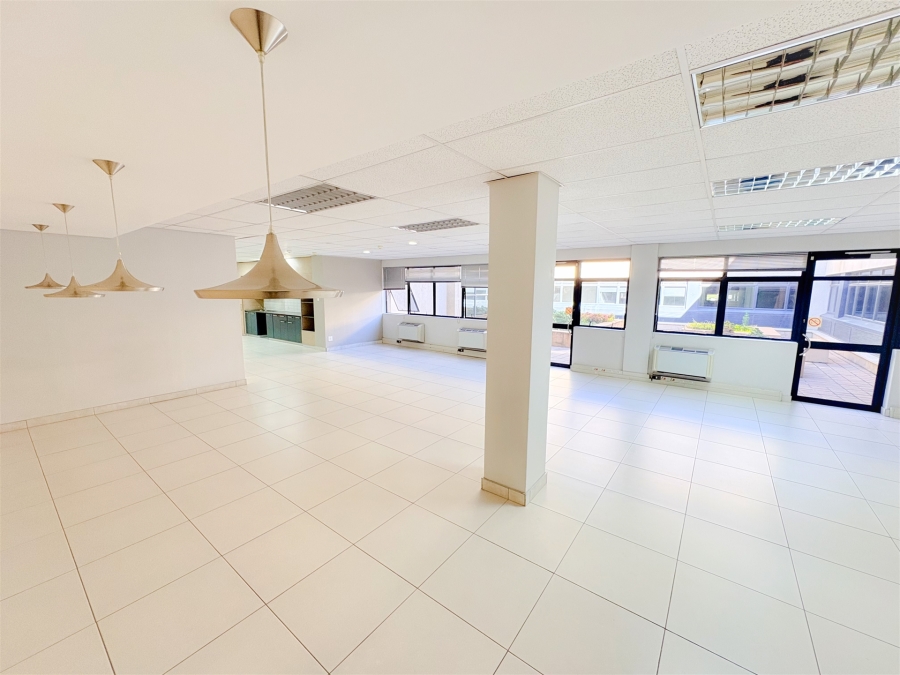 To Let Commercial Property for Rent in Bedfordview Gauteng