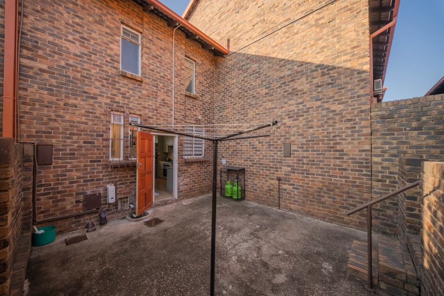 To Let 3 Bedroom Property for Rent in Garsfontein Gauteng