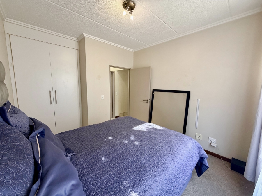 To Let 1 Bedroom Property for Rent in Lonehill Gauteng