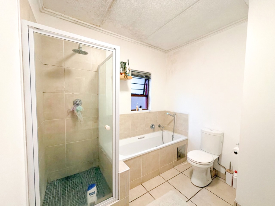 2 Bedroom Property for Sale in Lonehill Gauteng
