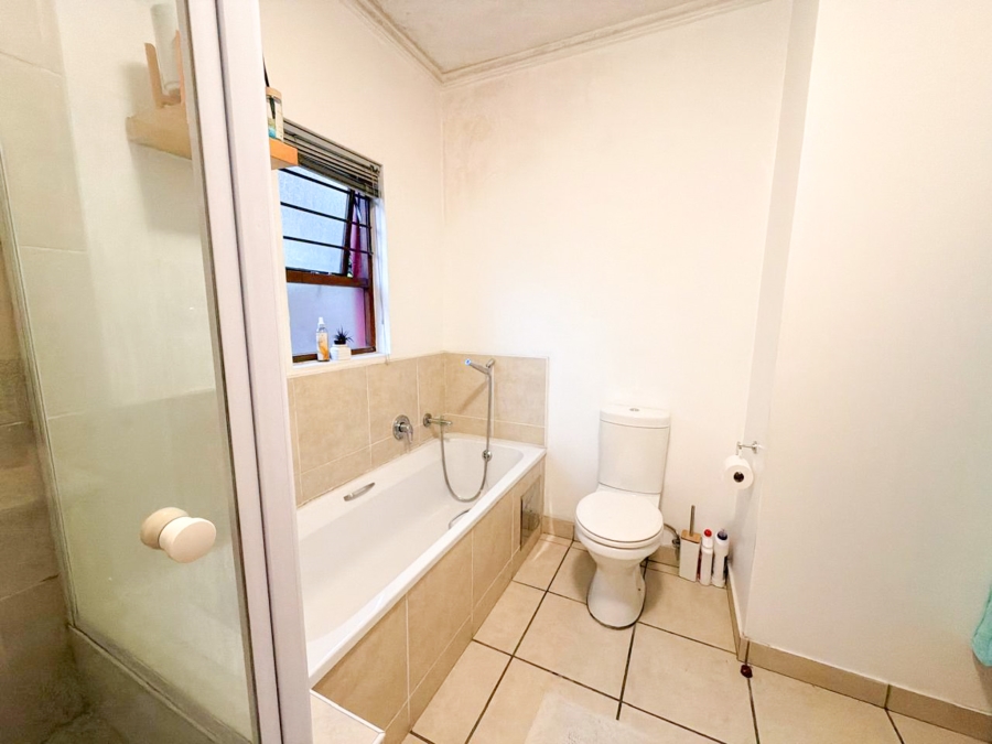 2 Bedroom Property for Sale in Lonehill Gauteng