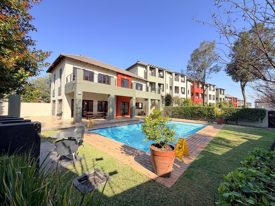 2 Bedroom Property for Sale in Lonehill Gauteng