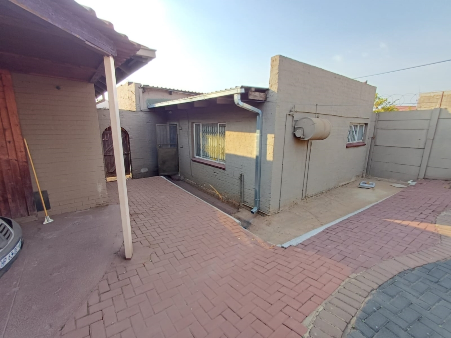 3 Bedroom Property for Sale in Vanderbijlpark CW 3 Gauteng